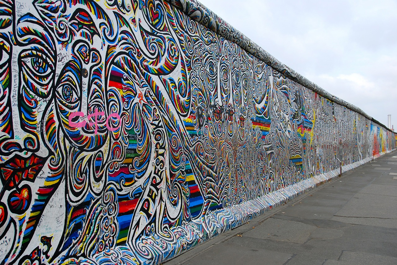 berlin-wall-526521_1280